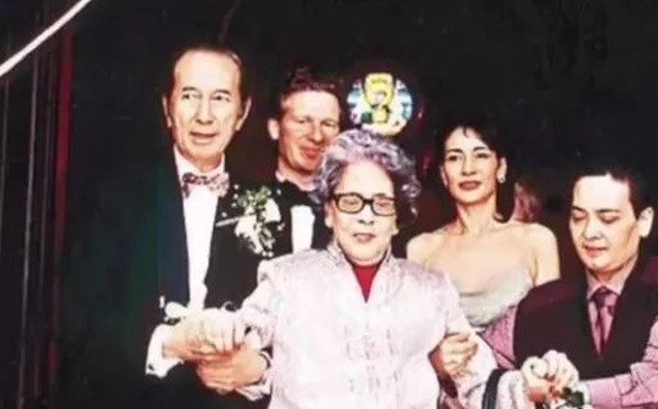 Người vợ giúp Hà Hồng Sân gây dựng đế chế casino: Hết lòng để bị phụ bạc, con trai tử vong vì tai nạn, con gái điên loạn-16