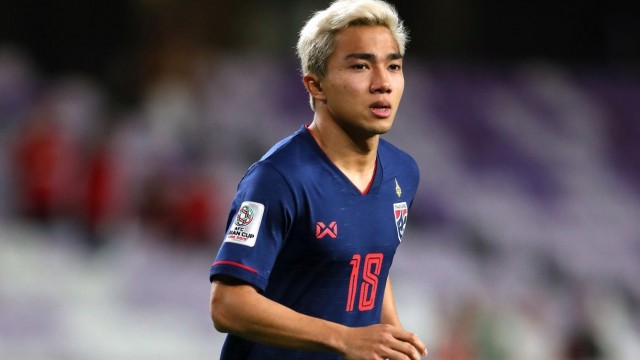 Ngôi sao số 1 tuyển Thái rút lui khỏi Kings Cup 2019 vì chấn thương-1