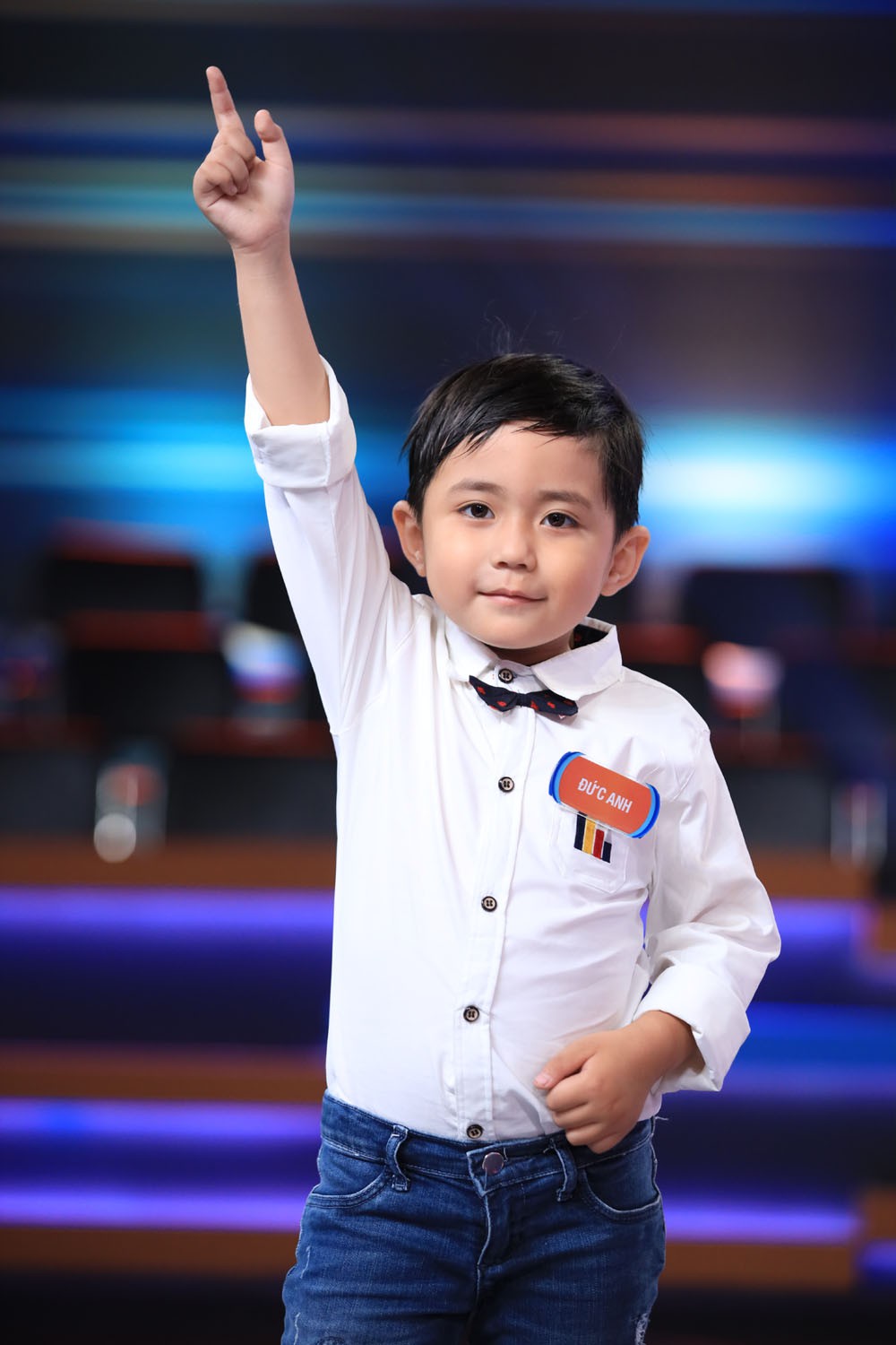 Cả đời làm MC chắc Trấn Thành cũng không ngờ có ngày mình bị đứa bé 5 tuổi bắt bẻ đến câm nín thế này-5