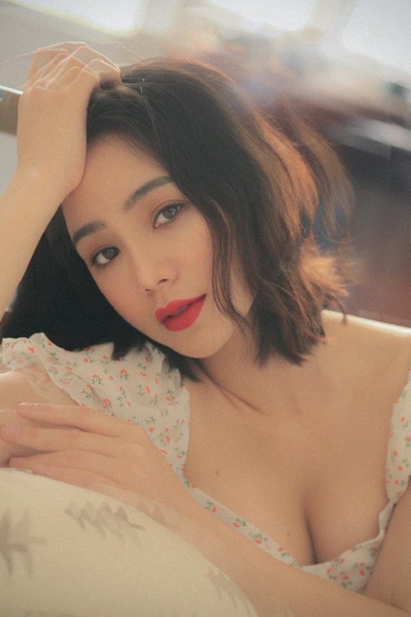 Ngắm đường cong mê người của Thanh Bi và 2 hot girl Kem Xôi-19