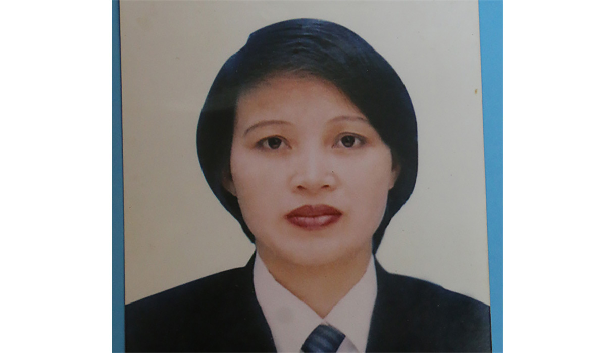 Phía sau gương mặt của người đàn bà đẹp bị tạt axit-9