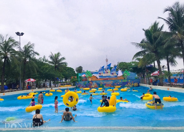 1/6 mát mẻ, nhiều gia đình vui Tết thiếu nhi ở công viên nước Hồ Tây-1