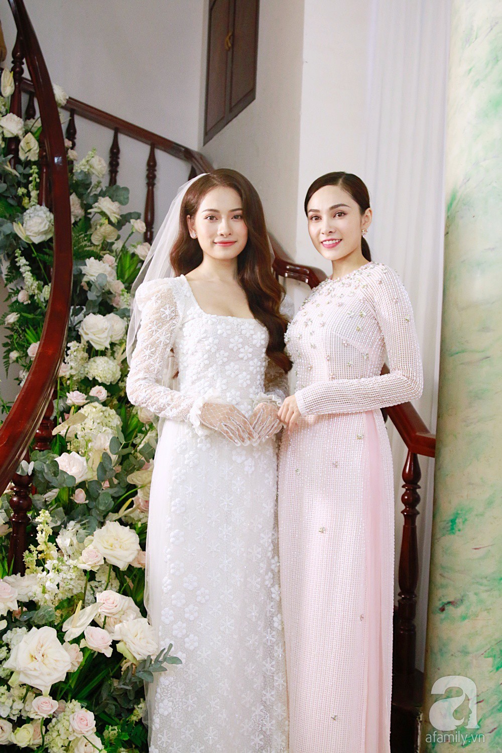 Đám cưới Dương Khắc Linh - Sara Lưu: Những hình ảnh đầu tiên của cô dâu trước giờ vu quy-11