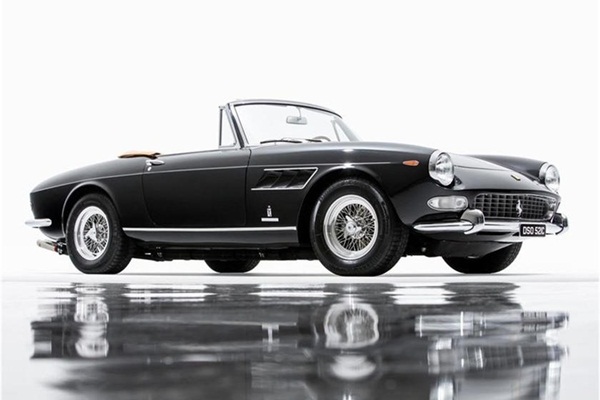 Ngắm bộ sưu tập xe hơi khủng của cựu tay đua F1-7