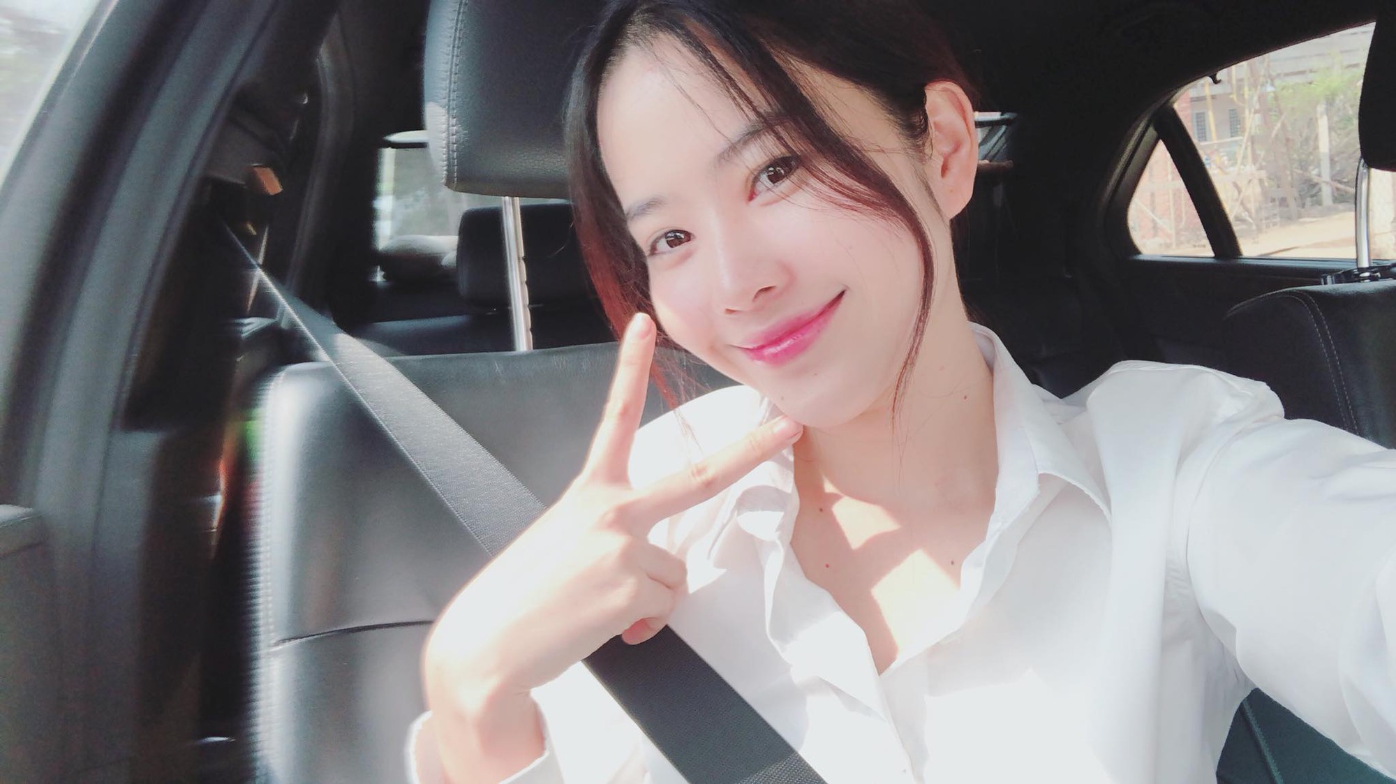 Lộ tờ giấy có nội dung bất thường viết bằng mực đỏ trong nhà Nam Em-3