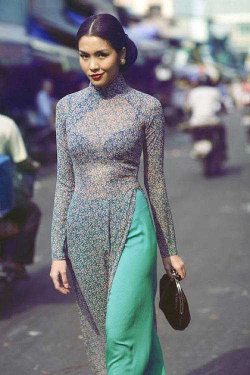 Mặc áo dài lộ nội y: Tăng Thanh Hà, Trần Tiểu Vy gây tranh cãi nhất?-2