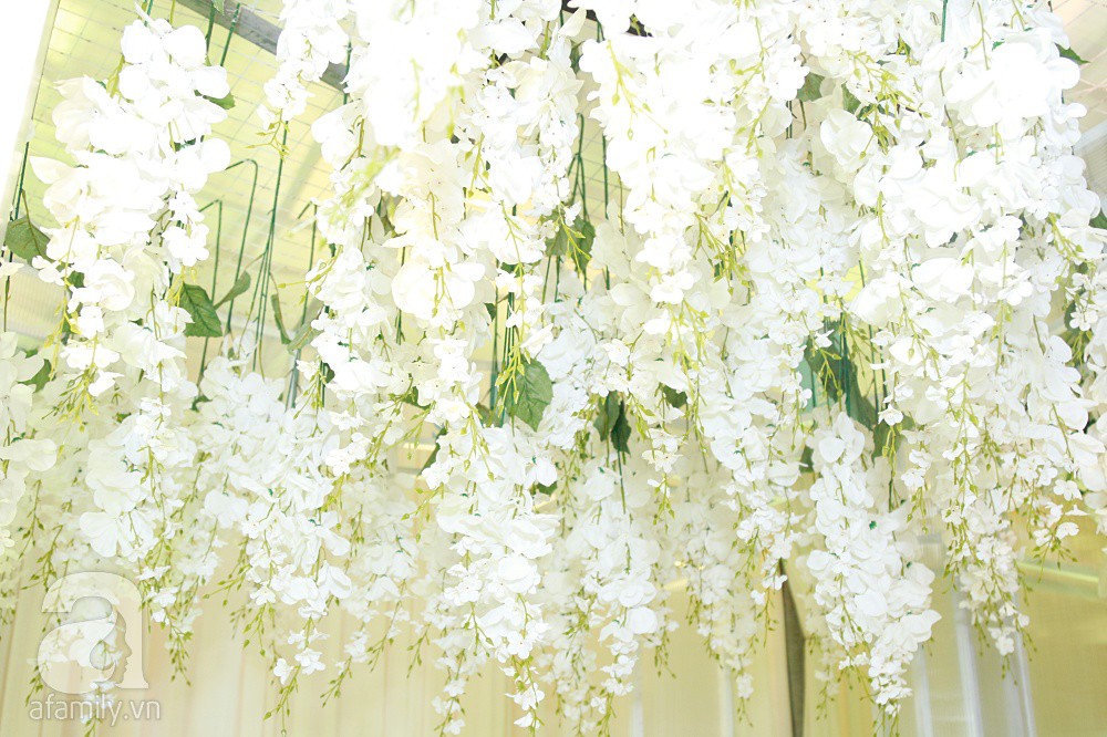 Cận cảnh không gian tiệc cưới xa hoa với thực đơn 5 sao đắt đỏ và hoa tươi tiền tỷ của Dương Khắc Linh - Sara Lưu-10