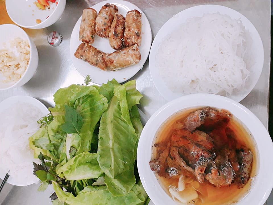 Bún chả Obama Lê Văn Hưu liên tiếp bị chê, dân tình ngán ngẩm bình luận: Ăn 1 lần không bao giờ quay lại nữa-7