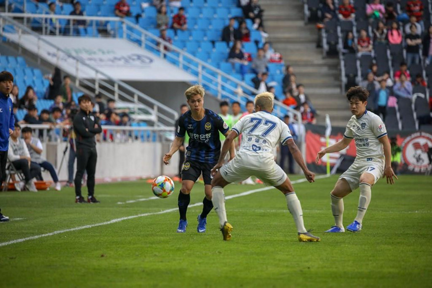 Báo Hàn Quốc giải thích lý do Công Phượng thất bại ở K.League-1