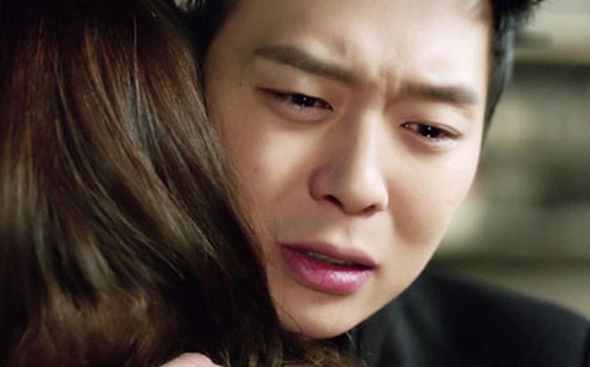 Giữa trưa đi ăn liên hoan, tôi phát hiện sự thật không ngờ sau lời nói dối trưa nào cũng ngủ ở văn phòng của chồng-2