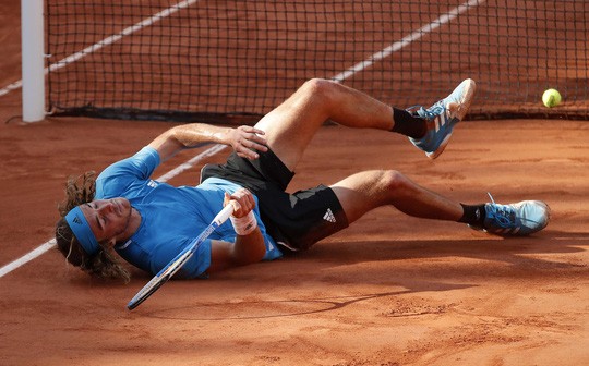 Federer - Wawrinka: Người Thụy Sĩ đại chiến ở Roland Garros-2