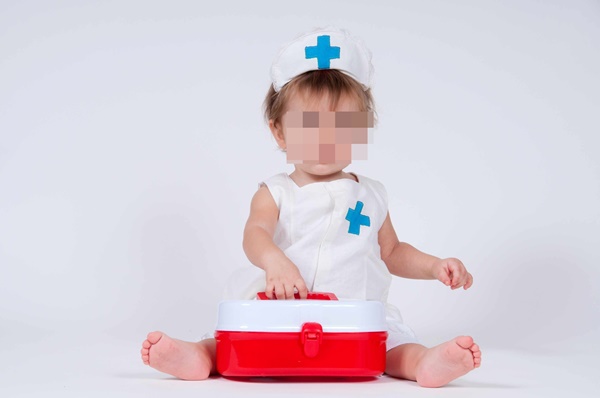 Bé 2 tuổi bị sùi mào gà, 4 tháng tuổi bị bệnh lậu... nguyên nhân do chính thói quen của người lớn vẫn chăm sóc bé hàng ngày-1