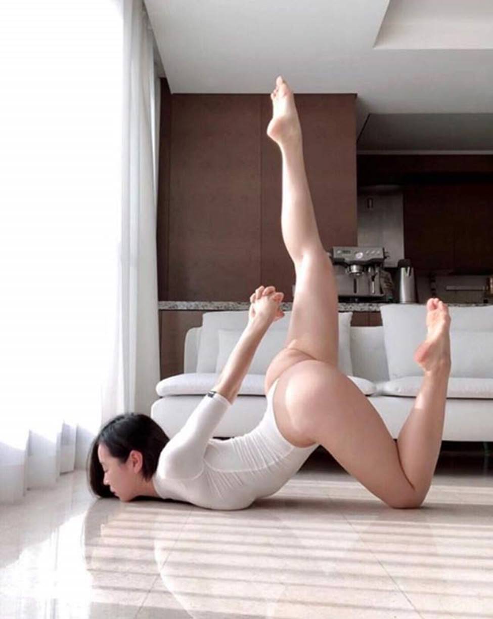 Gái đẹp Hàn Quốc mặc đồ tập mỏng dính: Người khen gợi cảm, kẻ xì xào kém duyên-9