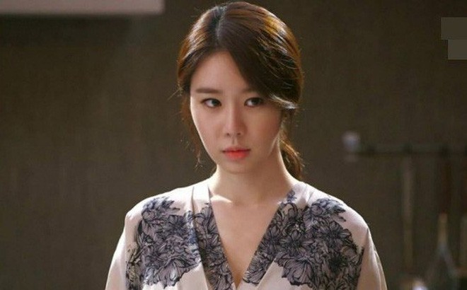 Chị chồng ly hôn liền kiếm cớ đuổi em dâu độc chiếm căn nhà, nào ngờ chưa đầy nửa năm sau đã khóc ròng đến van nài em dâu quay lại-2