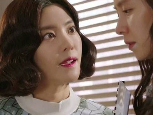 Chị chồng ly hôn liền kiếm cớ đuổi em dâu độc chiếm căn nhà, nào ngờ chưa đầy nửa năm sau đã khóc ròng đến van nài em dâu quay lại