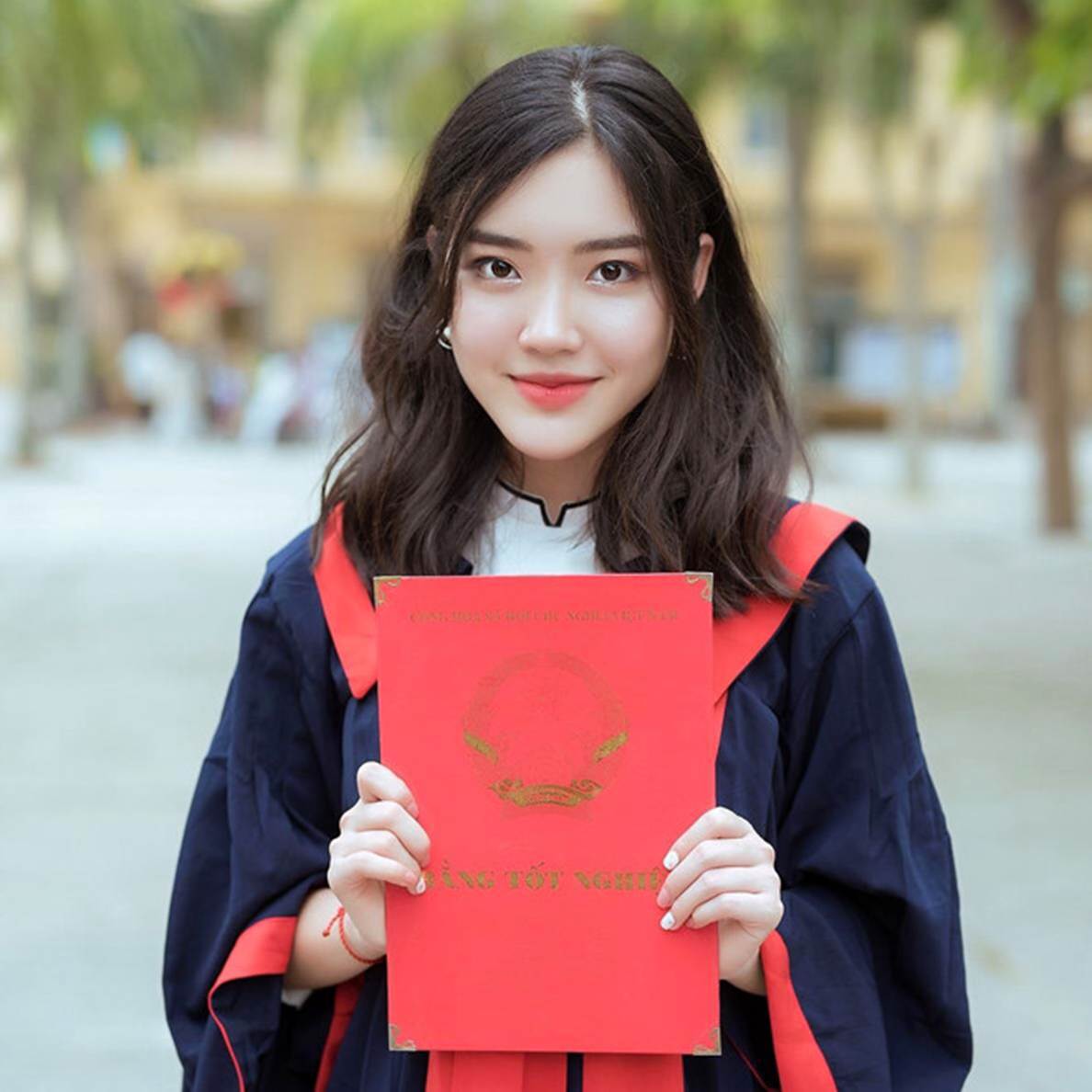 Dàn nữ sinh 2K bất ngờ nổi tiếng vì khoe ảnh thẻ ngày ấy - bây giờ-4