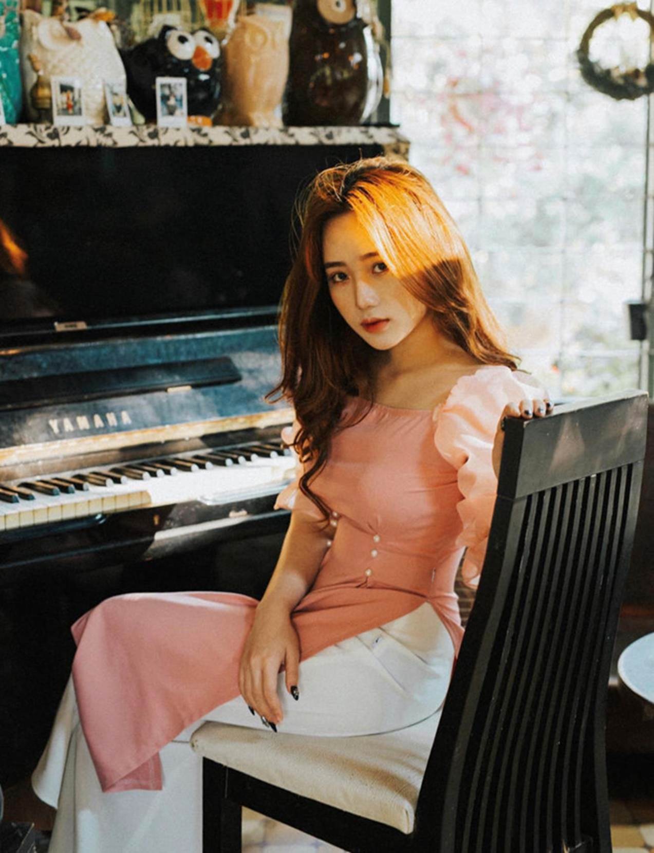 Dàn nữ sinh 2K bất ngờ nổi tiếng vì khoe ảnh thẻ ngày ấy - bây giờ-13