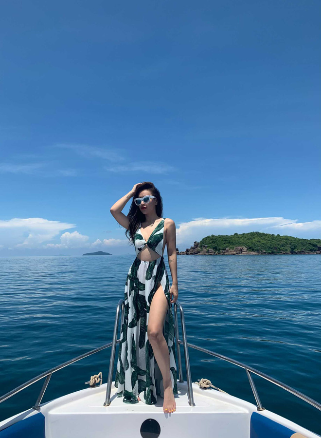 DJ Tít hậu ly hôn: Sống vui vẻ, liên tục tung ảnh bikini khoe thân hình săn chắc, gợi cảm-6