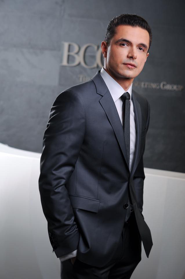 Lộ gia thế siêu khủng của chồng Tây siêu mẫu Phương Mai: Đẹp trai, con nhà giàu, giám đốc một tập đoàn tư vấn tài chính đình đám-5