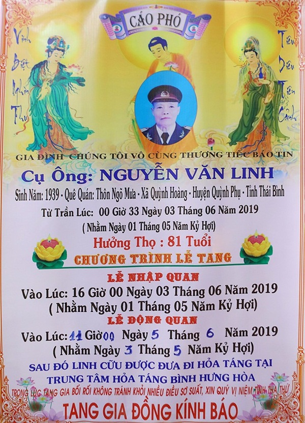 Phi Thanh Vân tiều tụy, ôm mẹ khóc trong đám tang cha ruột-5