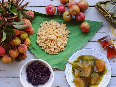 Đây là những thứ cần chuẩn bị trong mâm cúng Tết Đoan Ngọ - check list ngay để không bỏ sót bất cứ thứ gì