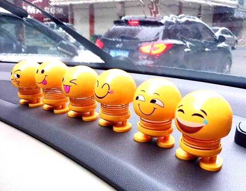 Cơn sốt mặt cười lò xo, cảm xúc vui buồn lắc lư khắp phố Hà Nội-5