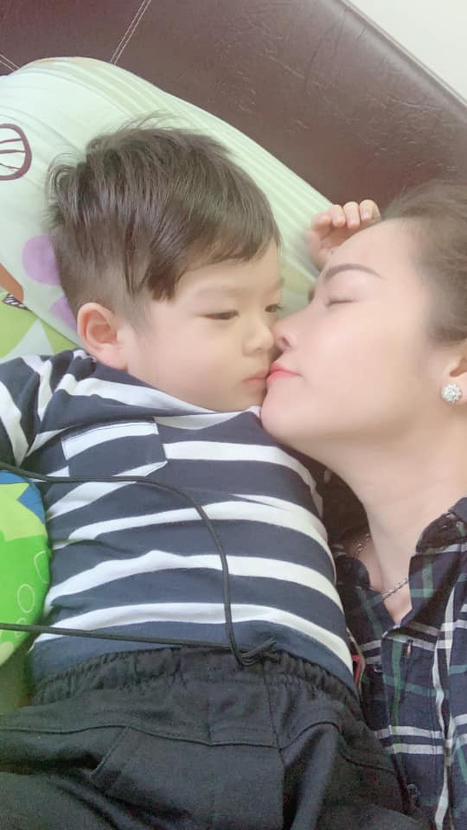 Nhật Kim Anh than thở nhớ con sau tiết lộ bị chồng cũ cản trở quyền gặp và nuôi con-2