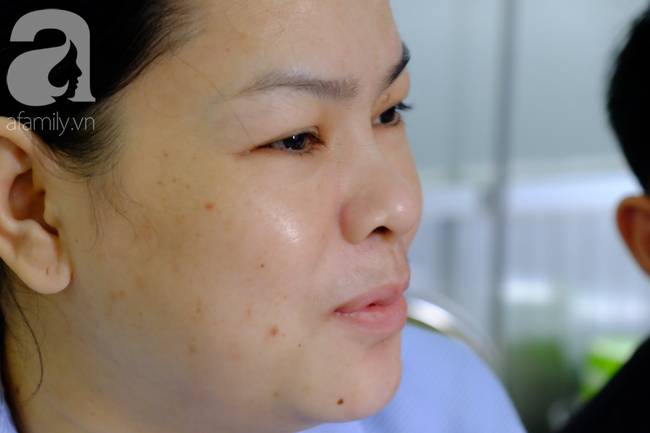 Không có bố, bé trai 12 tuổi nghỉ học, một mình vào viện chăm mẹ bị ung thư-12