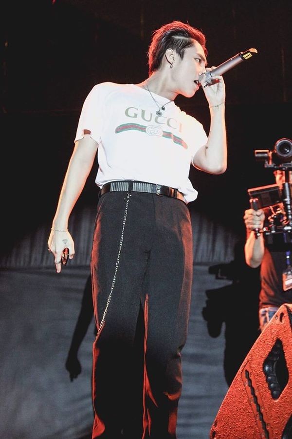 Những chiếc áo phông người dân bình thường không bao giờ dám mặc-8