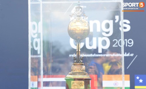 Đánh bại Thái Lan bằng bàn thắng ở phút bù giờ, Việt Nam vào chung kết Kings Cup-40