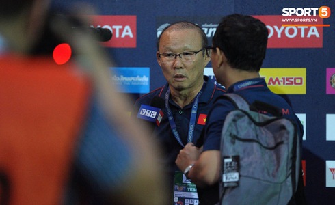 Đánh bại Thái Lan bằng bàn thắng ở phút bù giờ, Việt Nam vào chung kết Kings Cup-39