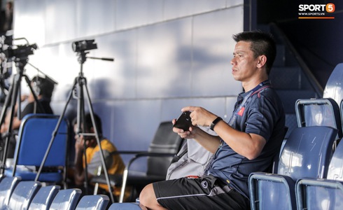 Đánh bại Thái Lan bằng bàn thắng ở phút bù giờ, Việt Nam vào chung kết Kings Cup-36