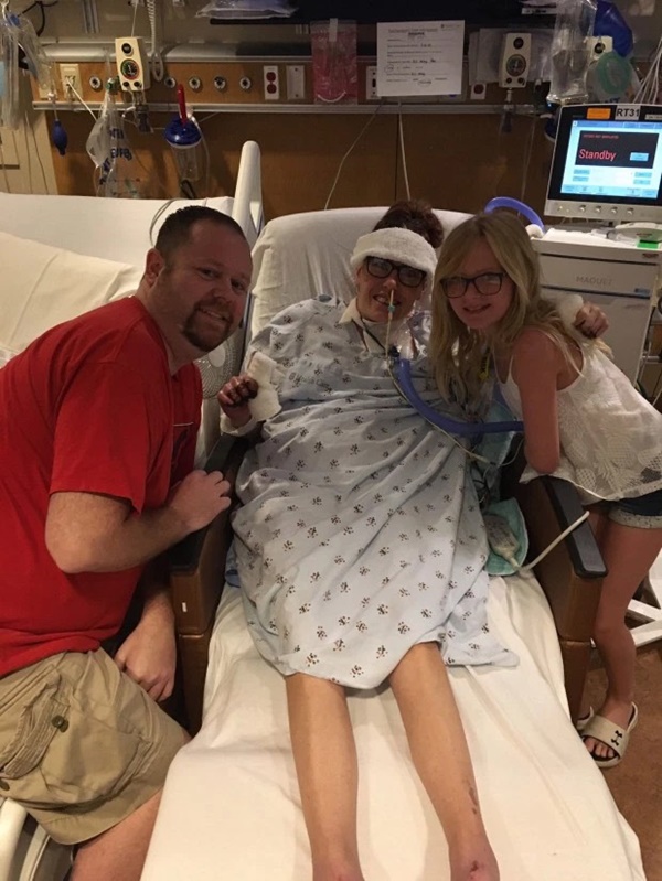 Bị cụt hết ngón chân, vài ngón tay sau biến chứng kinh khủng của căn bệnh mà hầu như ai cũng từng bị nhưng lại rất coi thường-3