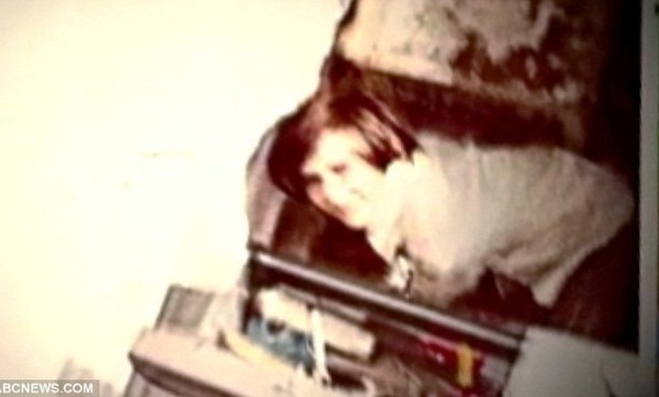 Kẻ giết người sát hại hàng chục nam thanh niên và bức ảnh chụp nạn nhân thứ 29 gây ám ảnh mỗi khi nhìn lại-3