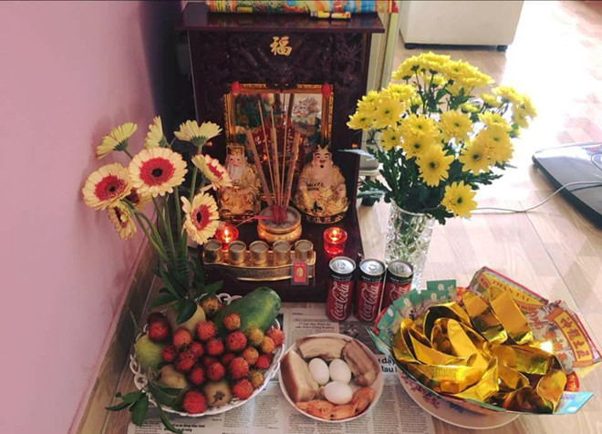 Sáng mở hàng đừng quên nhẩm bài văn khấn thổ địa- thần tài này, trưa tiền ùa vào như vũ bão, lãi bạc tỉ-2