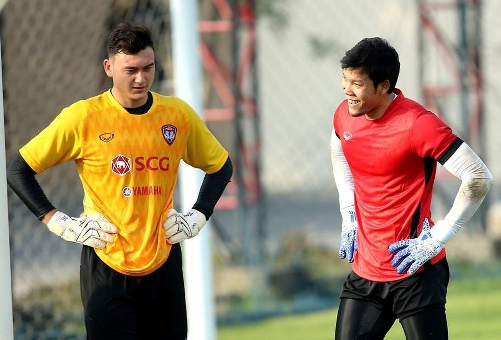 Profile cực khủng của người hùng tuyển Việt Nam: Là niềm hy vọng trong khung gỗ của người Thái, có giá trị vượt xa Đặng Văn Lâm-4