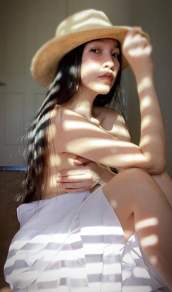 Hiền Thục như hồi xuân, diện bikini 2 mảnh nhảy sexy trong phòng ngủ-1