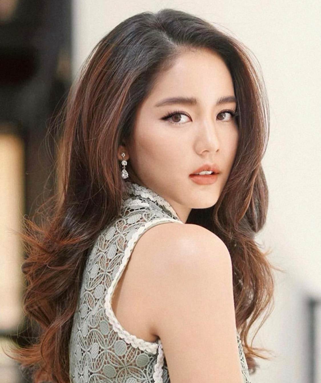 Nàng thơ Thái Lan cao 1,76 m, nổi tiếng đa tài-2