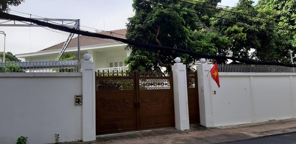 Bà Lê Hoàng Diệp Thảo tố cáo chấp hành viên-2