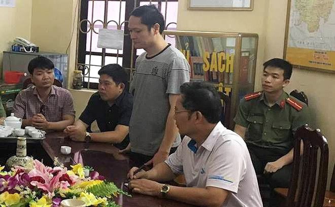 Chỉ mất 6 giây sửa một bài thi, ông Lương nâng điểm hơn 300 bài thi trong thời gian ngắn-1