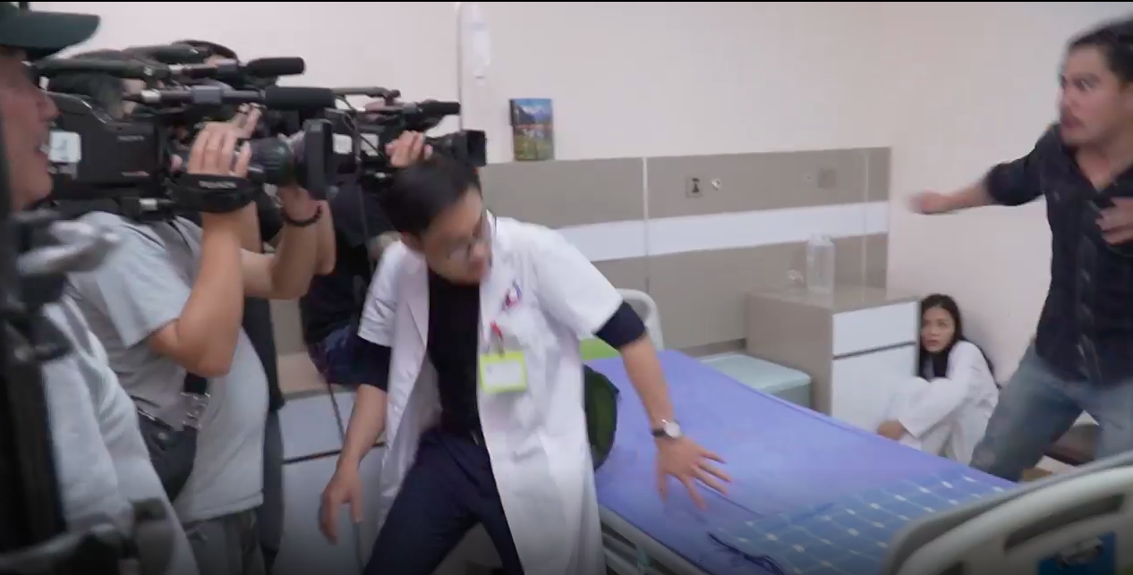 Về nhà đi con: Lật mở bí mật cảnh Huệ bị bố ruột và chồng bắt ghen tại giường, sự thật khiến ai cũng ngỡ ngàng-2