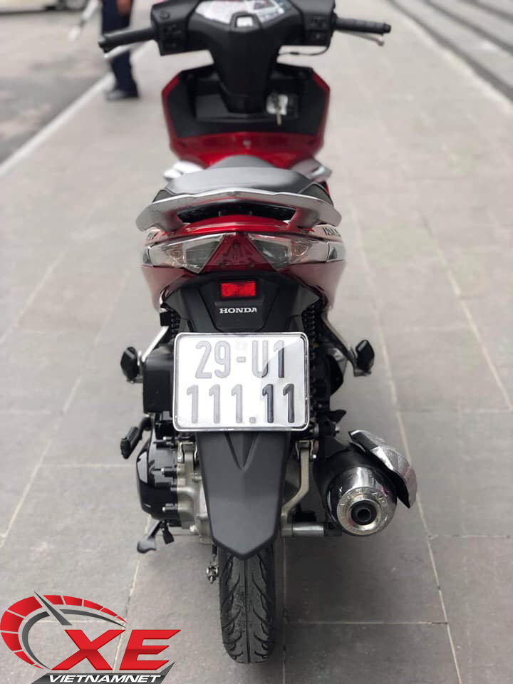 Honda Air Blade 2011 rao bán giá khủng 115 triệu-3