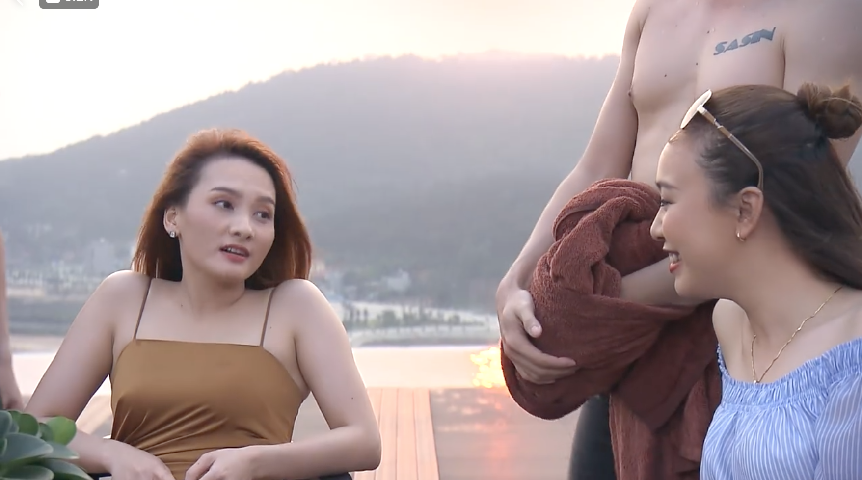 Về nhà đi con tập 40: Vũ gây choáng khi hứa cho Thư 500 đô để... cưa trai-11