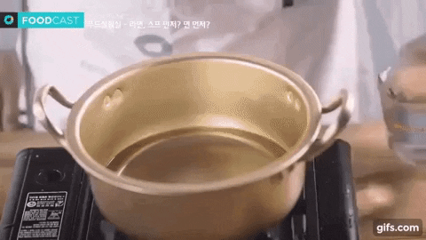 99% người nấu mì tôm không biết nên cho mì hay gói gia vị vào trước thì mới ngon cực phẩm - kết quả khiến bạn bật ngửa-2