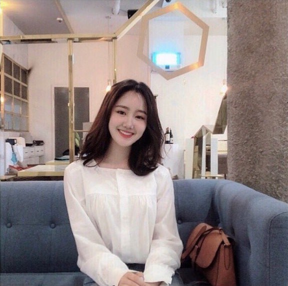 Sao nhí xấc láo nhất Gia đình là số một bỗng xóa hết ảnh trên Instagram, xuất hiện với diện mạo khác lạ-5