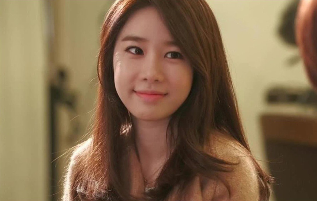 Chồng để quên điện thoại ở nhà, tôi chết lặng khi tình cờ biết món quà sinh nhật mà đồng nghiệp muốn tặng anh-1