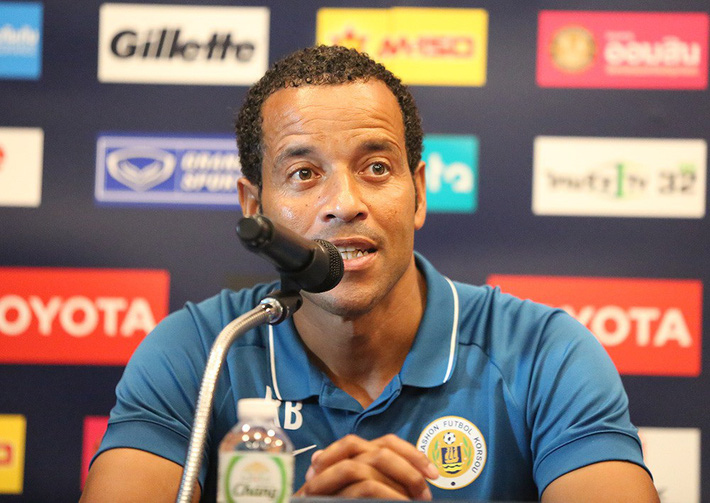 Khen tuyển Việt Nam, HLV Curacao kín như bưng trước trận Chung kết-1