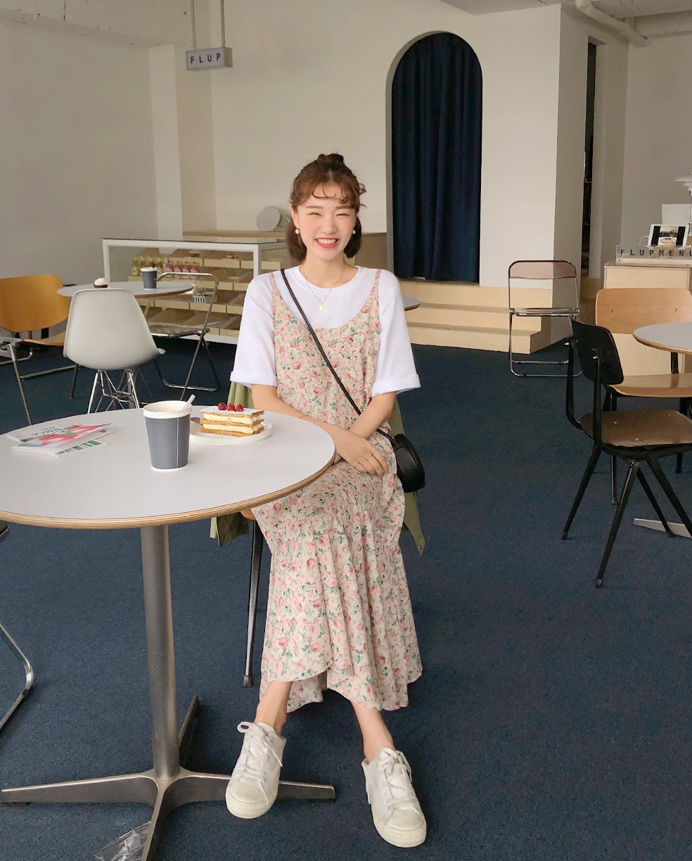 Váy hoa - item phủ sóng dày đặc mỗi mùa hè và 3 kiểu xinh đến nỗi bạn muốn rinh về hết cho tủ đồ-10