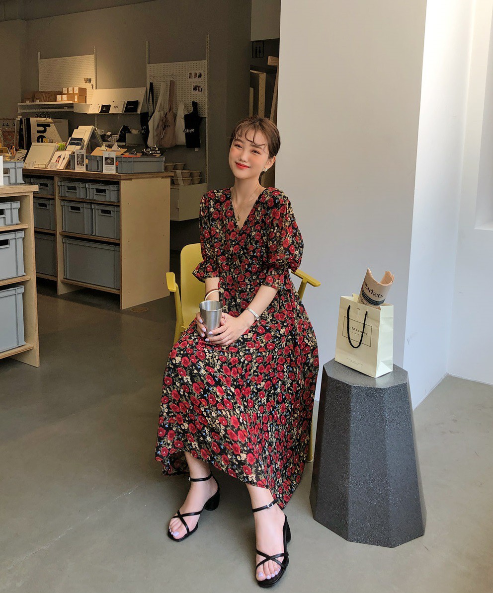 Váy hoa - item phủ sóng dày đặc mỗi mùa hè và 3 kiểu xinh đến nỗi bạn muốn rinh về hết cho tủ đồ-5