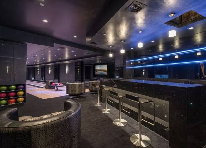 Cuộc sống xa hoa khét tiếng của ông hoàng nổi tiếng nhất nước Mỹ-6